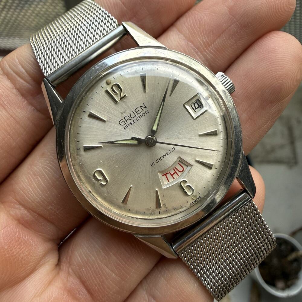 Vintage Gruen Precision Day Date 17 Jewels Stainless Steel Wrist Watch Mens 34mm